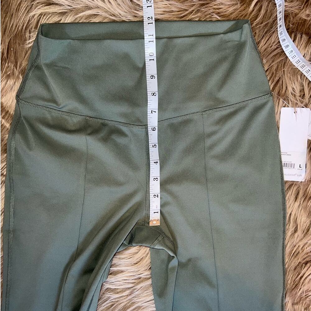 New Yogalicious Hi-Rise Lux Mia Split Flare Pant Agave Green size L - Picture 5 of 9